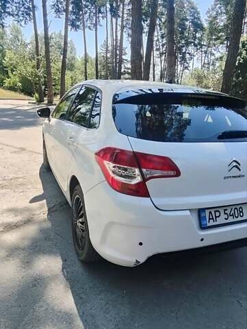 Белый Ситроен С4, объемом двигателя 1.6 л и пробегом 204 тыс. км за 6900 $, фото 10 на Automoto.ua