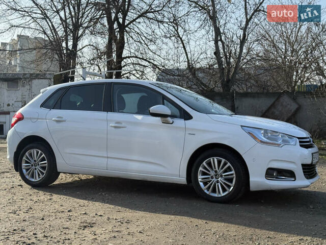Білий Сітроен С4, об'ємом двигуна 1.56 л та пробігом 192 тис. км за 6000 $, фото 2 на Automoto.ua