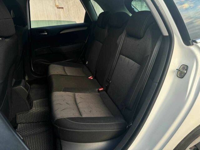 Белый Ситроен С4, объемом двигателя 1.6 л и пробегом 182 тыс. км за 6990 $, фото 9 на Automoto.ua