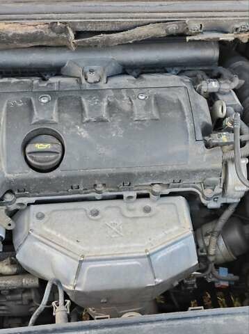 Белый Ситроен С4, объемом двигателя 1.6 л и пробегом 205 тыс. км за 6500 $, фото 21 на Automoto.ua