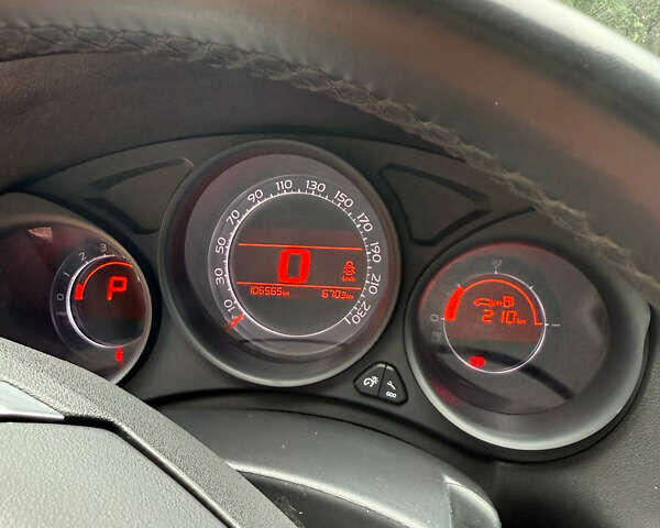 Белый Ситроен С4, объемом двигателя 1.6 л и пробегом 104 тыс. км за 8100 $, фото 9 на Automoto.ua