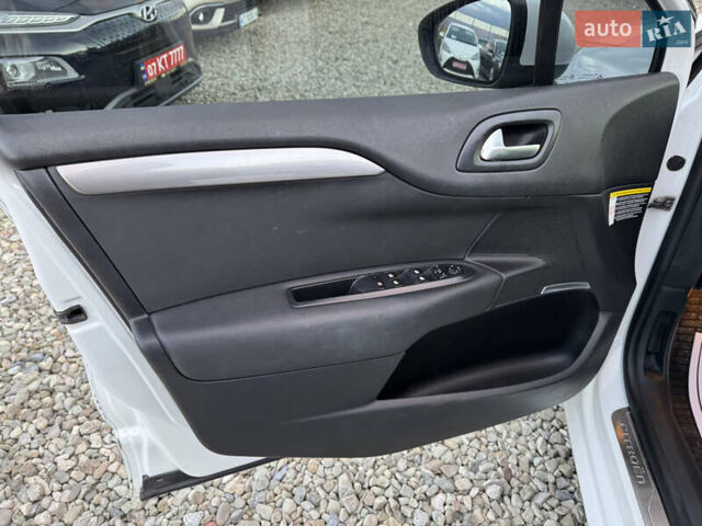 Ситроен С4 2012 в Ивано-Франковске на Automoto.ua Белый Ситроен С4, объемом двигателя 1.56 л и пробегом 263 тыс. км за 7300 $, фото 14 на Automoto.ua