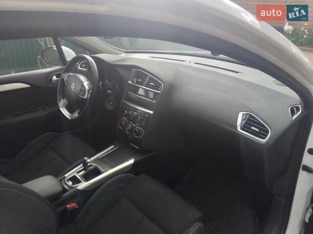 Білий Сітроен С4, об'ємом двигуна 1.6 л та пробігом 198 тис. км за 6900 $, фото 9 на Automoto.ua