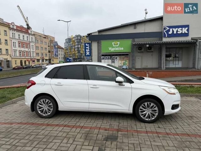 Белый Ситроен С4, объемом двигателя 1.59 л и пробегом 120 тыс. км за 7500 $, фото 5 на Automoto.ua