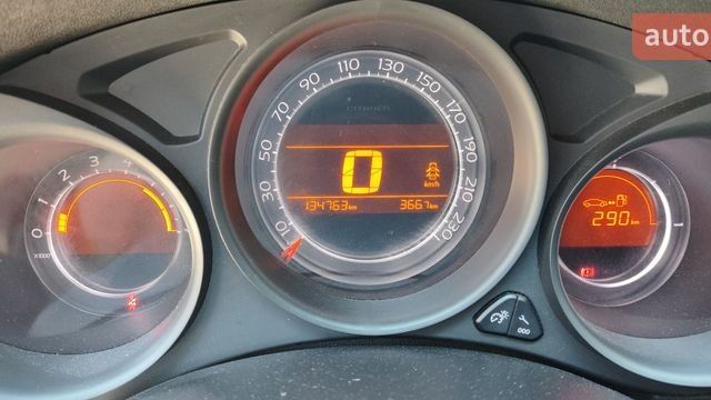 Белый Ситроен С4, объемом двигателя 1.6 л и пробегом 135 тыс. км за 6800 $, фото 22 на Automoto.ua