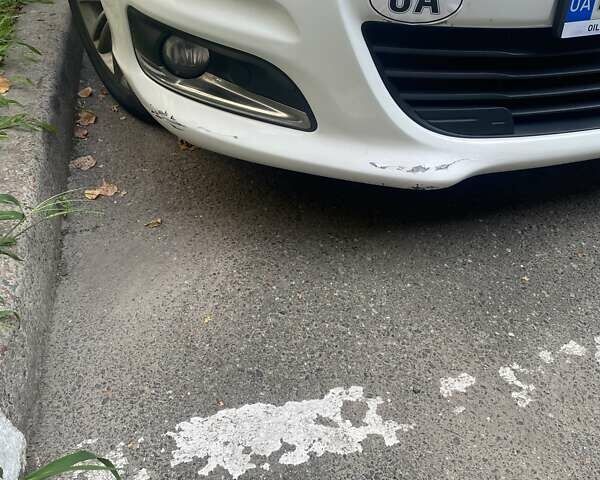 Білий Сітроен С4, об'ємом двигуна 1.6 л та пробігом 198 тис. км за 6900 $, фото 5 на Automoto.ua