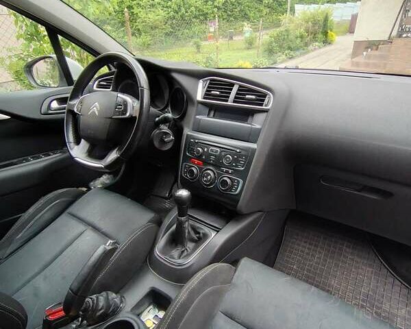 Сітроен С4 2013 у Львові на Automoto.ua Білий Сітроен С4, об'ємом двигуна 1.56 л та пробігом 167 тис. км за 6700 $, фото 23 на Automoto.ua