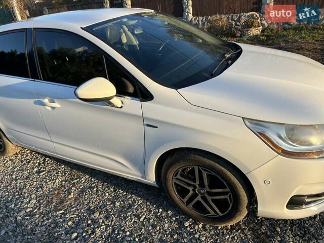 Білий Сітроен С4, об'ємом двигуна 1.6 л та пробігом 294 тис. км за 5900 $, фото 9 на Automoto.ua