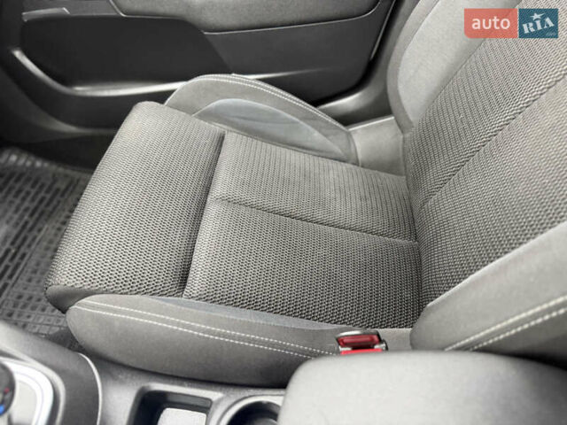 Белый Ситроен С4, объемом двигателя 1.6 л и пробегом 105 тыс. км за 9900 $, фото 17 на Automoto.ua