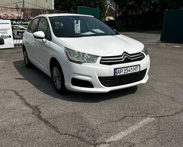 Ситроен С4 2013 в Запорожье на Automoto.ua Белый Ситроен С4, объемом двигателя 1.6 л и пробегом 189 тыс. км за 8100 $, фото 2 на Automoto.ua