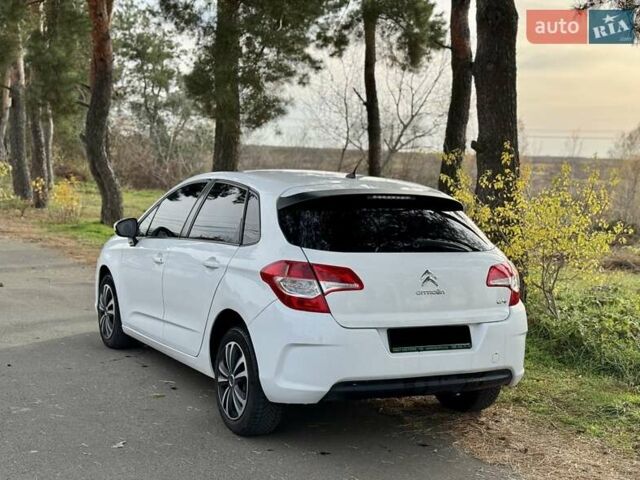 Білий Сітроен С4, об'ємом двигуна 1.6 л та пробігом 187 тис. км за 5300 $, фото 3 на Automoto.ua