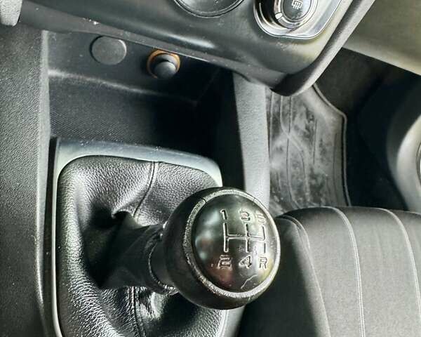 Белый Ситроен С4, объемом двигателя 1.6 л и пробегом 187 тыс. км за 4999 $, фото 16 на Automoto.ua