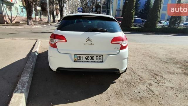 Белый Ситроен С4, объемом двигателя 1.6 л и пробегом 135 тыс. км за 6800 $, фото 7 на Automoto.ua
