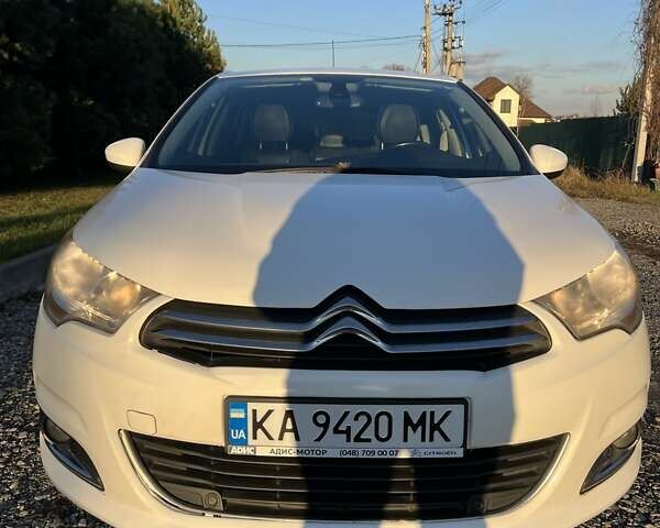 Білий Сітроен С4, об'ємом двигуна 1.6 л та пробігом 294 тис. км за 5900 $, фото 7 на Automoto.ua