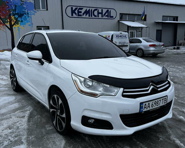 Білий Сітроен С4, об'ємом двигуна 1.6 л та пробігом 107 тис. км за 8500 $, фото 1 на Automoto.ua