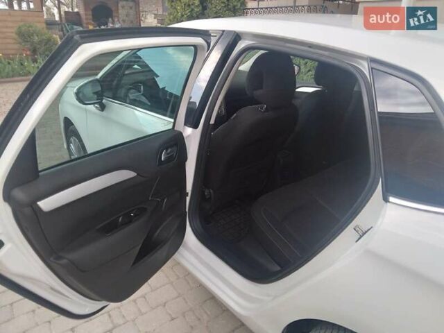 Білий Сітроен С4, об'ємом двигуна 1.6 л та пробігом 198 тис. км за 6900 $, фото 7 на Automoto.ua