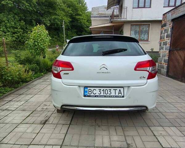 Сітроен С4 2013 у Львові на Automoto.ua Білий Сітроен С4, об'ємом двигуна 1.56 л та пробігом 167 тис. км за 6700 $, фото 6 на Automoto.ua