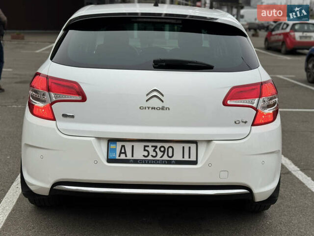 Белый Ситроен С4, объемом двигателя 1.56 л и пробегом 185 тыс. км за 8800 $, фото 16 на Automoto.ua