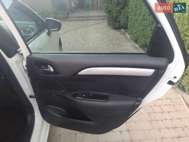 Білий Сітроен С4, об'ємом двигуна 1.6 л та пробігом 198 тис. км за 6900 $, фото 6 на Automoto.ua