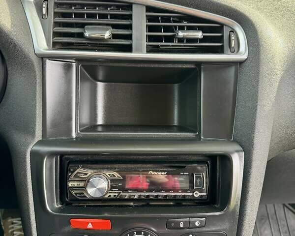 Білий Сітроен С4, об'ємом двигуна 1.6 л та пробігом 187 тис. км за 5300 $, фото 15 на Automoto.ua