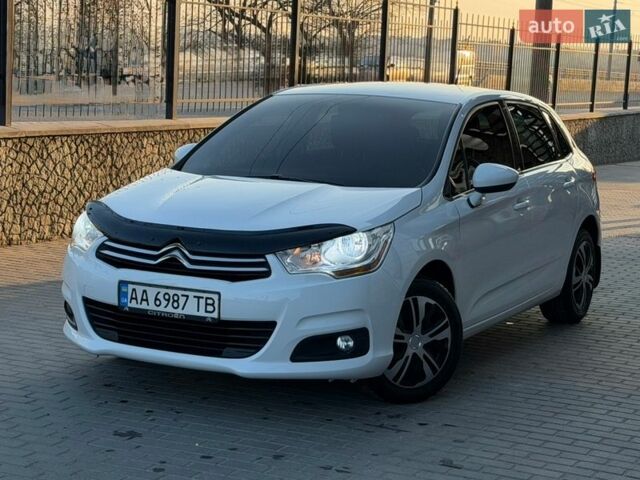 Белый Ситроен С4, объемом двигателя 1.6 л и пробегом 109 тыс. км за 8500 $, фото 11 на Automoto.ua