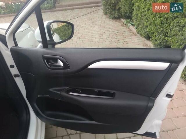 Білий Сітроен С4, об'ємом двигуна 1.6 л та пробігом 198 тис. км за 6900 $, фото 10 на Automoto.ua