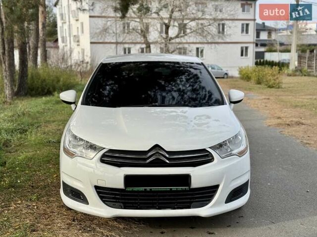 Білий Сітроен С4, об'ємом двигуна 1.6 л та пробігом 187 тис. км за 5300 $, фото 1 на Automoto.ua