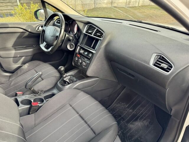 Білий Сітроен С4, об'ємом двигуна 1.6 л та пробігом 187 тис. км за 5300 $, фото 18 на Automoto.ua