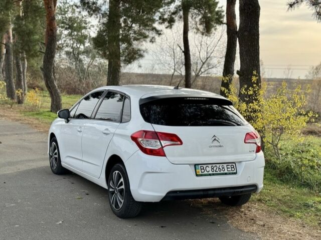 Білий Сітроен С4, об'ємом двигуна 1.6 л та пробігом 187 тис. км за 5300 $, фото 3 на Automoto.ua