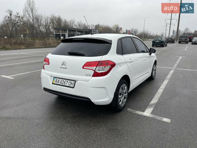 Белый Ситроен С4, объемом двигателя 1.56 л и пробегом 183 тыс. км за 6000 $, фото 4 на Automoto.ua
