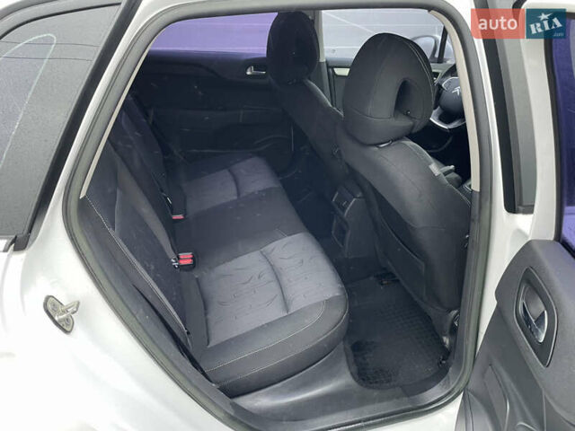 Белый Ситроен С4, объемом двигателя 1.56 л и пробегом 183 тыс. км за 6000 $, фото 15 на Automoto.ua