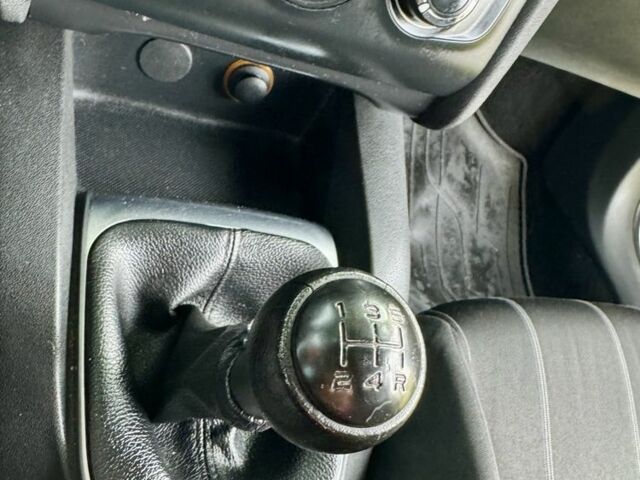 Білий Сітроен С4, об'ємом двигуна 1.6 л та пробігом 187 тис. км за 5300 $, фото 16 на Automoto.ua