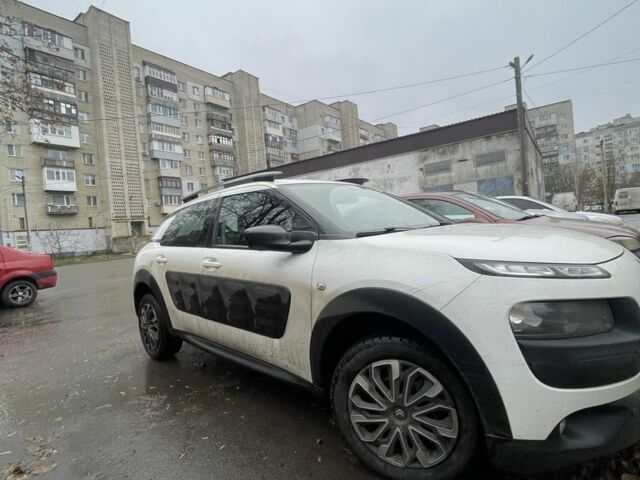 Білий Сітроен С4, об'ємом двигуна 1.2 л та пробігом 210 тис. км за 7800 $, фото 2 на Automoto.ua