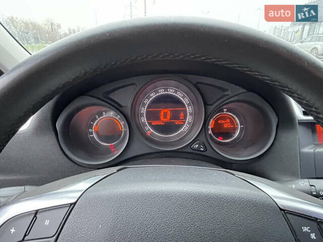 Белый Ситроен С4, объемом двигателя 1.56 л и пробегом 183 тыс. км за 6000 $, фото 16 на Automoto.ua