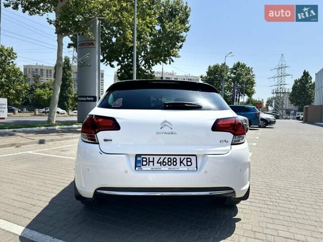 Білий Сітроен С4, об'ємом двигуна 1.56 л та пробігом 137 тис. км за 9900 $, фото 1 на Automoto.ua