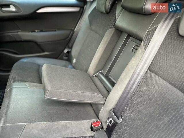 Белый Ситроен С4, объемом двигателя 1.2 л и пробегом 115 тыс. км за 9900 $, фото 29 на Automoto.ua
