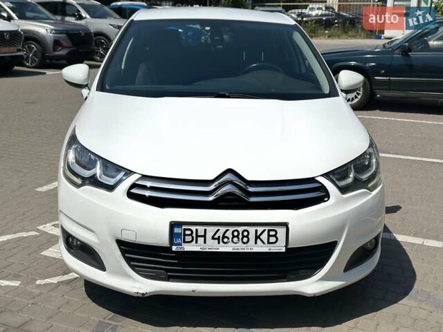 Білий Сітроен С4, об'ємом двигуна 1.56 л та пробігом 137 тис. км за 9900 $, фото 9 на Automoto.ua