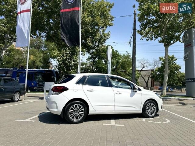 Білий Сітроен С4, об'ємом двигуна 1.56 л та пробігом 137 тис. км за 9900 $, фото 6 на Automoto.ua