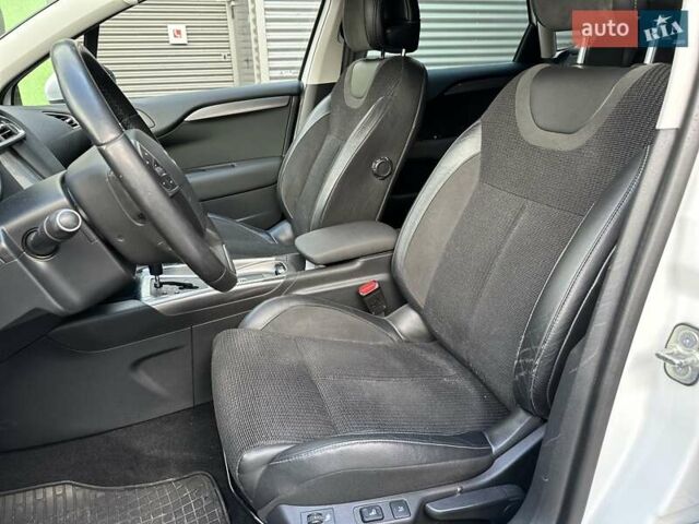 Белый Ситроен С4, объемом двигателя 1.2 л и пробегом 115 тыс. км за 9900 $, фото 17 на Automoto.ua