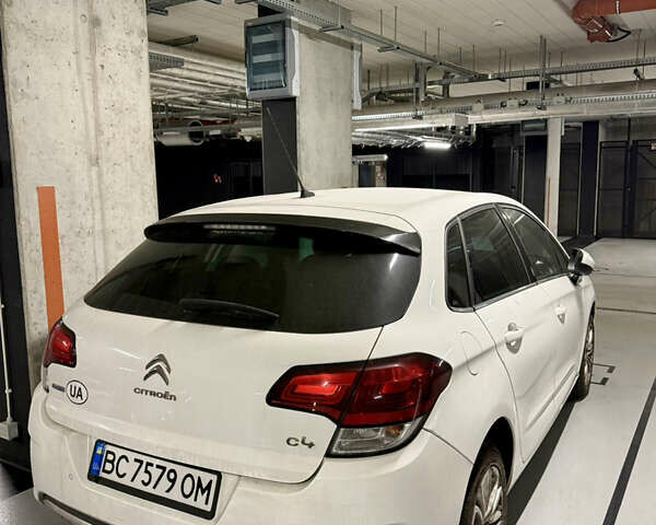 Білий Сітроен С4, об'ємом двигуна 1.6 л та пробігом 169 тис. км за 9850 $, фото 2 на Automoto.ua