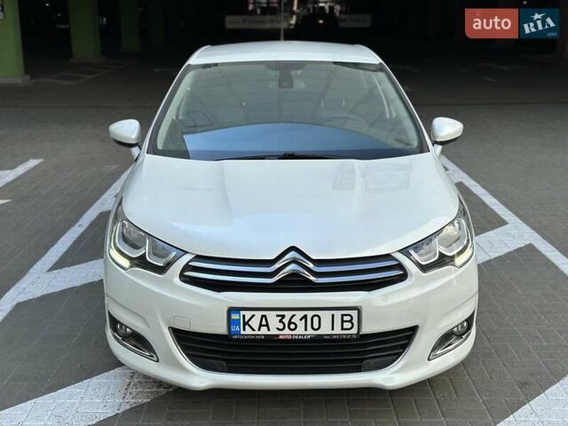 Білий Сітроен С4, об'ємом двигуна 1.2 л та пробігом 115 тис. км за 9700 $, фото 2 на Automoto.ua