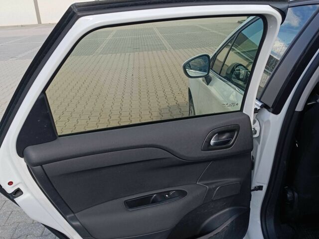 Белый Ситроен С4, объемом двигателя 1.6 л и пробегом 98 тыс. км за 10490 $, фото 1 на Automoto.ua