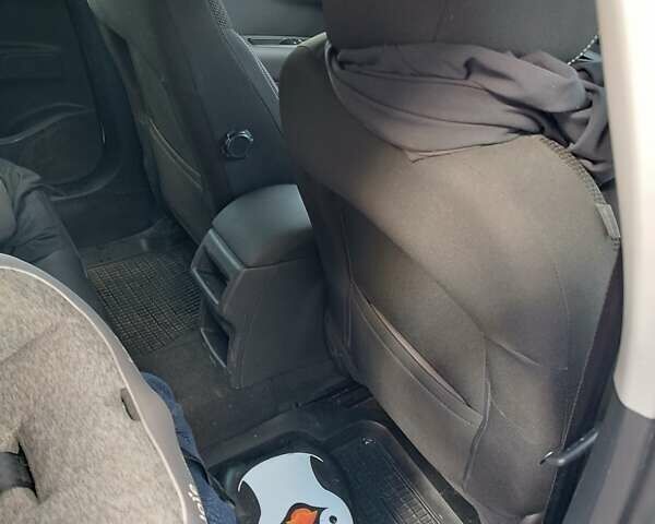 Белый Ситроен С4, объемом двигателя 1.56 л и пробегом 95 тыс. км за 10982 $, фото 10 на Automoto.ua