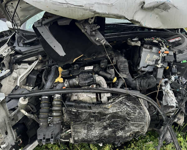 Білий Сітроен С4, об'ємом двигуна 1.6 л та пробігом 280 тис. км за 2500 $, фото 8 на Automoto.ua