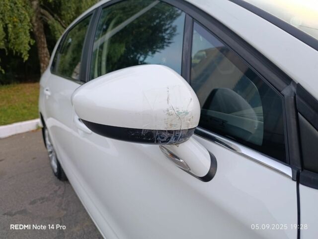 Білий Сітроен С4, об'ємом двигуна 1.6 л та пробігом 100 тис. км за 10200 $, фото 8 на Automoto.ua