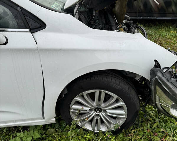 Білий Сітроен С4, об'ємом двигуна 1.6 л та пробігом 280 тис. км за 2500 $, фото 10 на Automoto.ua