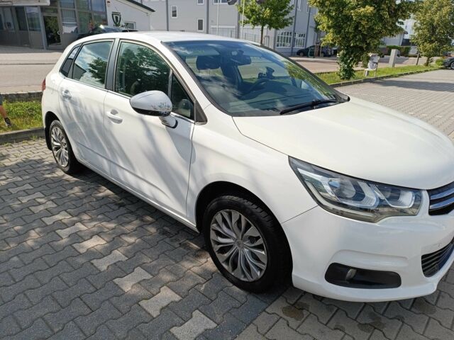 Белый Ситроен С4, объемом двигателя 1.6 л и пробегом 98 тыс. км за 10490 $, фото 7 на Automoto.ua