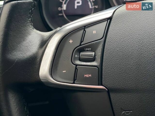 Білий Сітроен С4, об'ємом двигуна 1.2 л та пробігом 119 тис. км за 9990 $, фото 23 на Automoto.ua