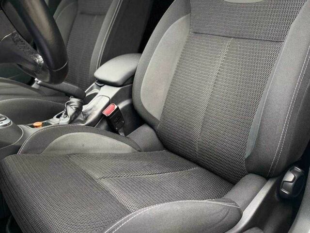 Білий Сітроен С4, об'ємом двигуна 1.2 л та пробігом 119 тис. км за 9990 $, фото 10 на Automoto.ua