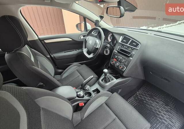 Белый Ситроен С4, объемом двигателя 1.56 л и пробегом 52 тыс. км за 13000 $, фото 13 на Automoto.ua